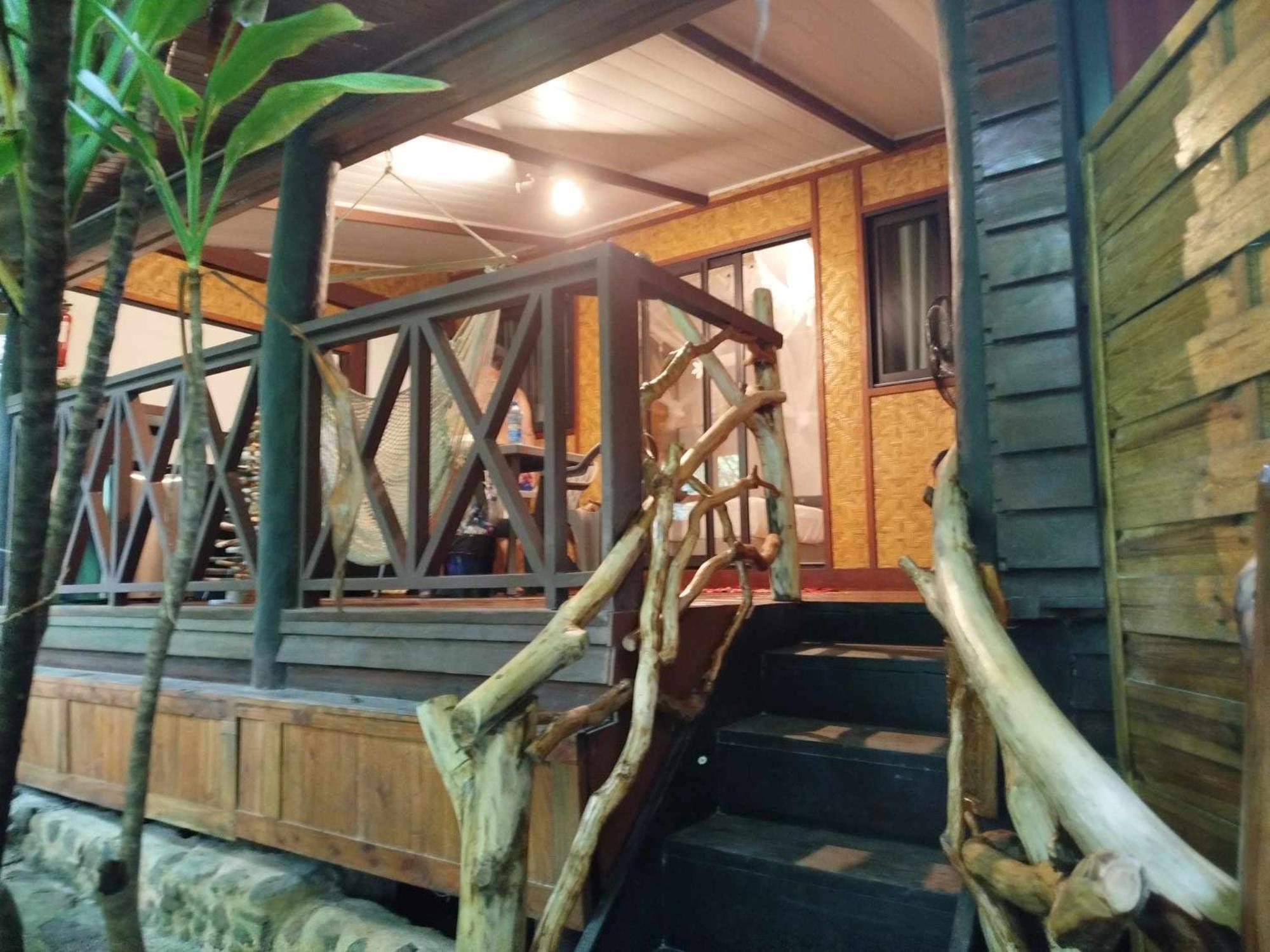Hotel Haere Mai I Te Fare à Teavaro Extérieur photo
