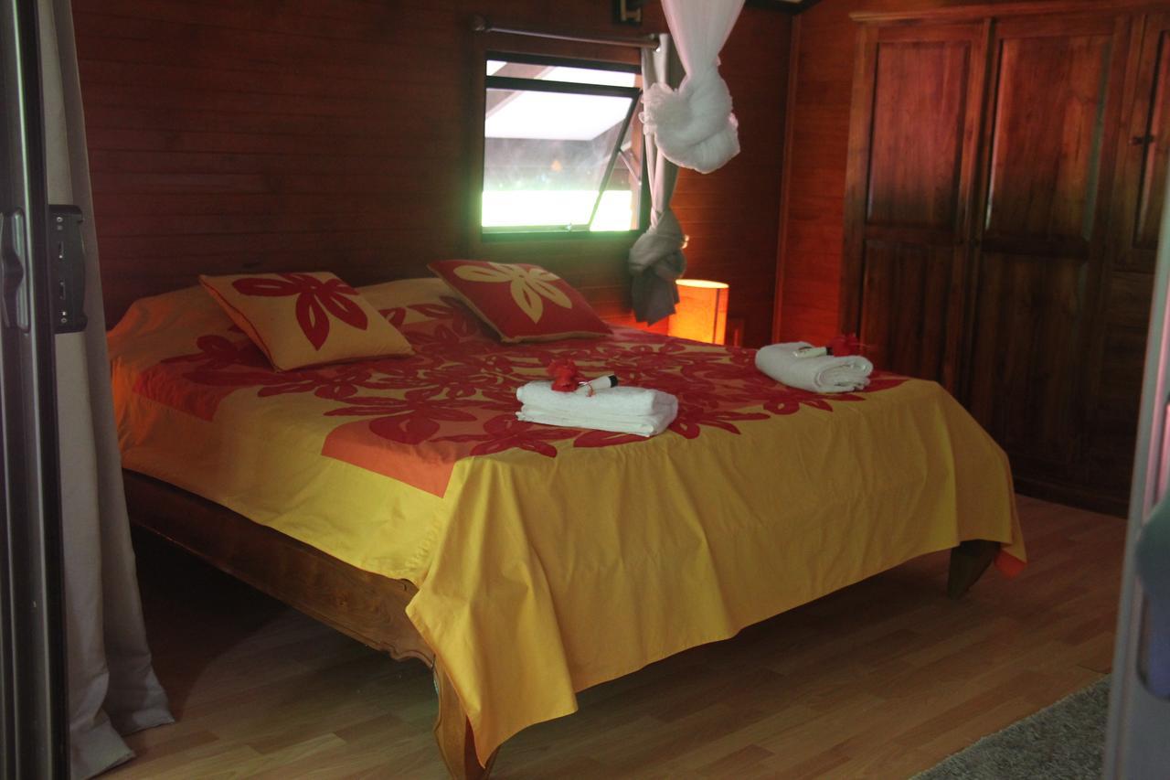 Hotel Haere Mai I Te Fare à Teavaro Extérieur photo