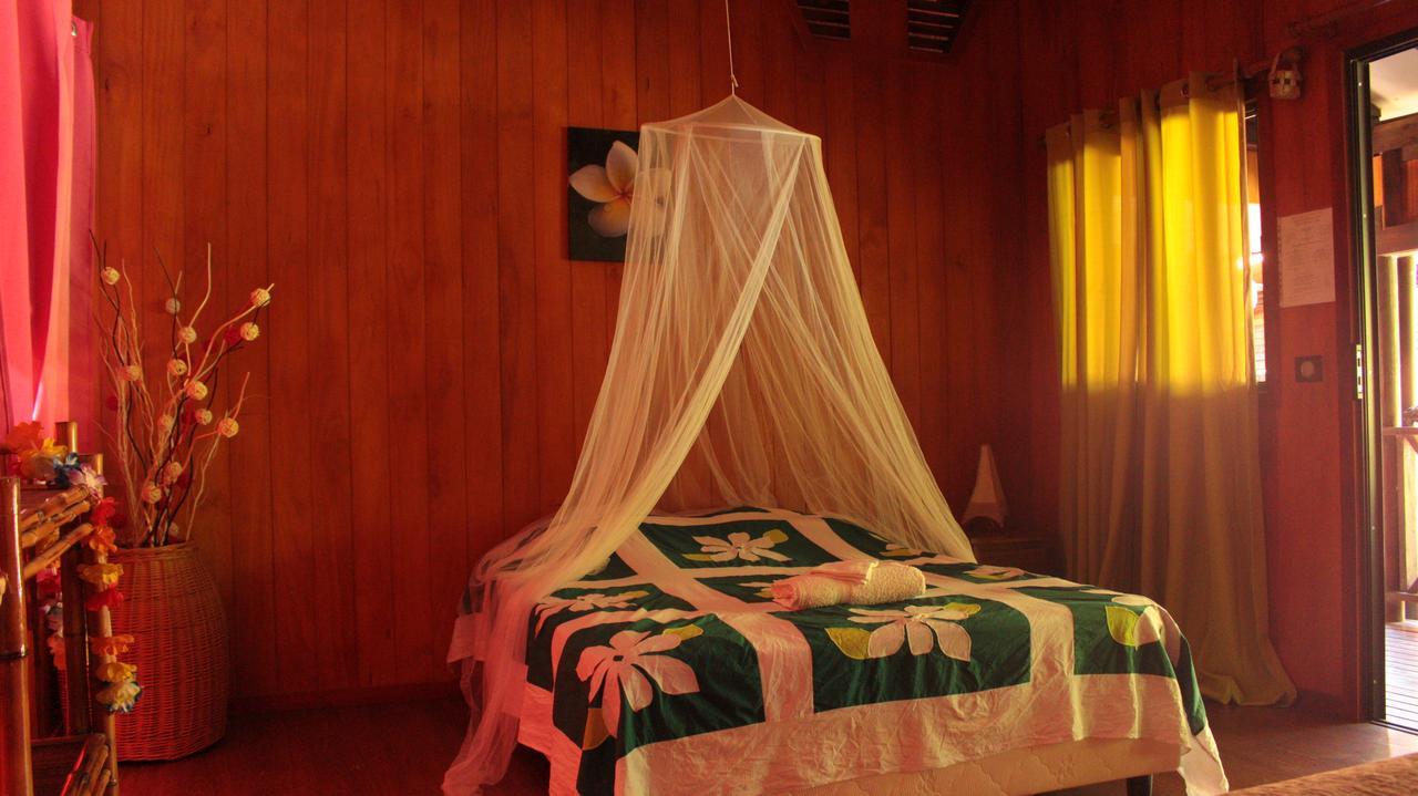 Hotel Haere Mai I Te Fare à Teavaro Extérieur photo