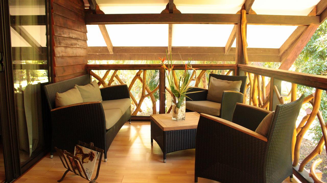 Hotel Haere Mai I Te Fare à Teavaro Extérieur photo