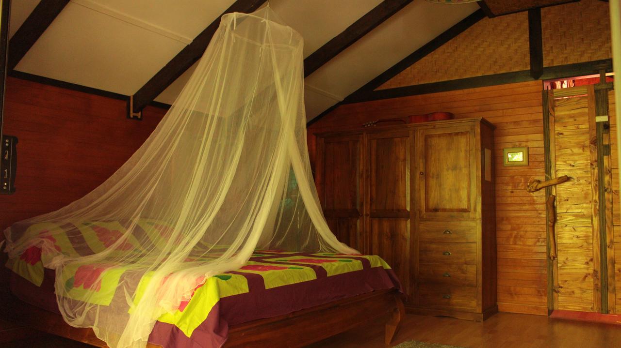 Hotel Haere Mai I Te Fare à Teavaro Extérieur photo